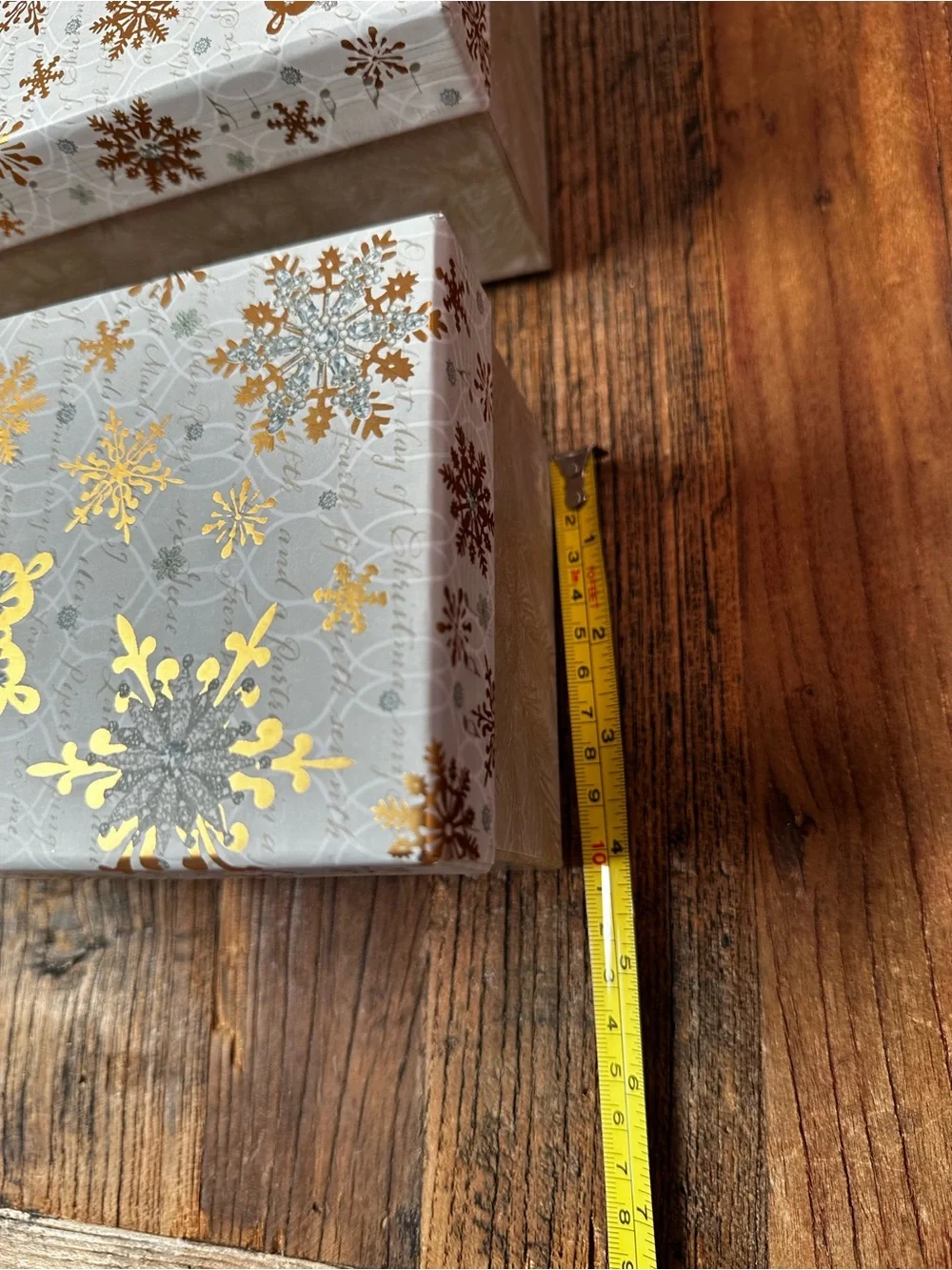 Festive Gold & Silver Snowflake Gift Boxes - Home Party Supplies